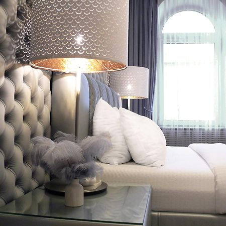 Apartment Luxury Centre Located 키예프 외부 사진